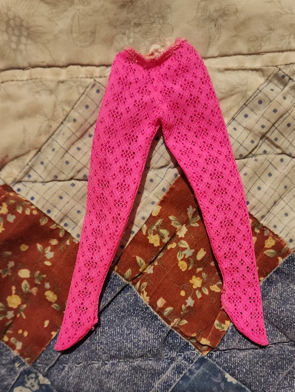 Vintage 1968 Barbie Skipper Real Sporty Hot Pink Lace Tights